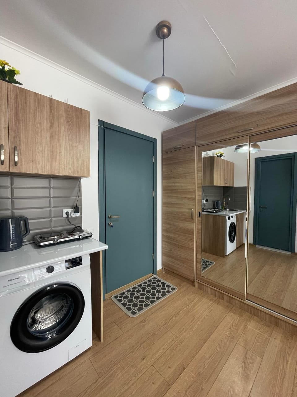 Mgzavrebi 10 Apartment in Georgia