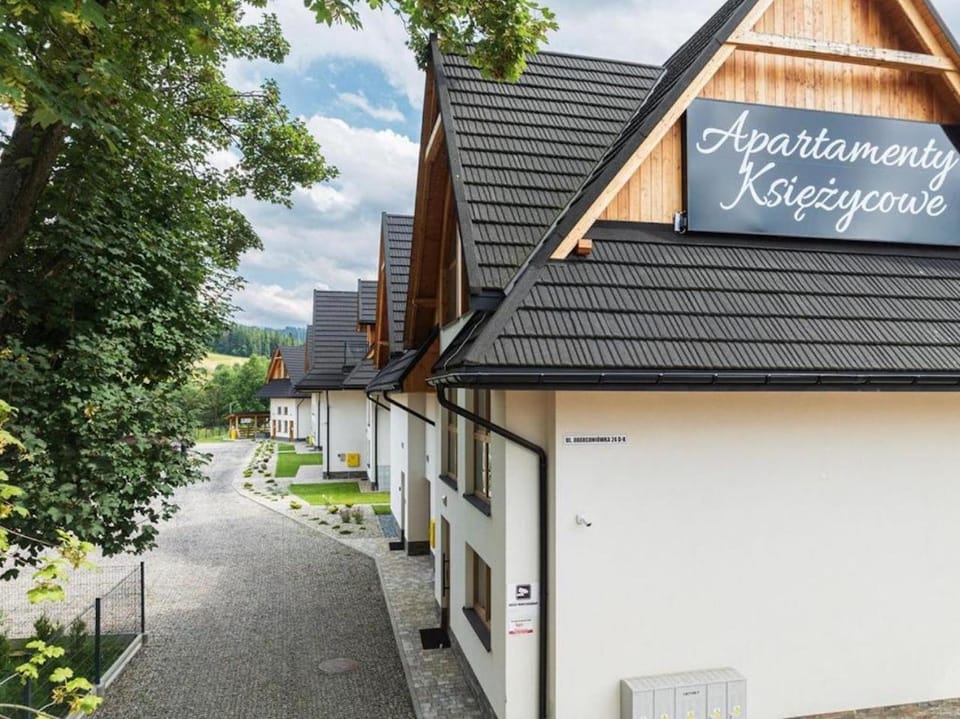 Property building, Logo/Certificate/Sign