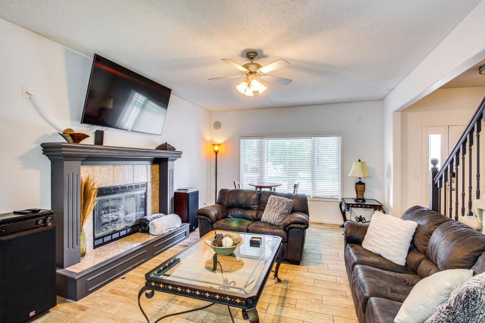 Spacious Olathe Home w/ Fireplace: Near Parks! House in Olathe