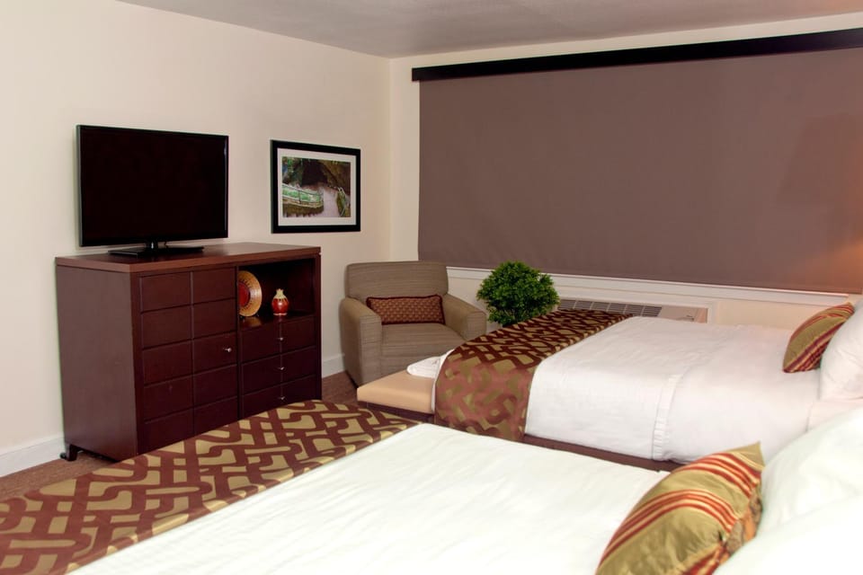 Mammoth Cave Lodge and Cabins Cabin in Kentucky