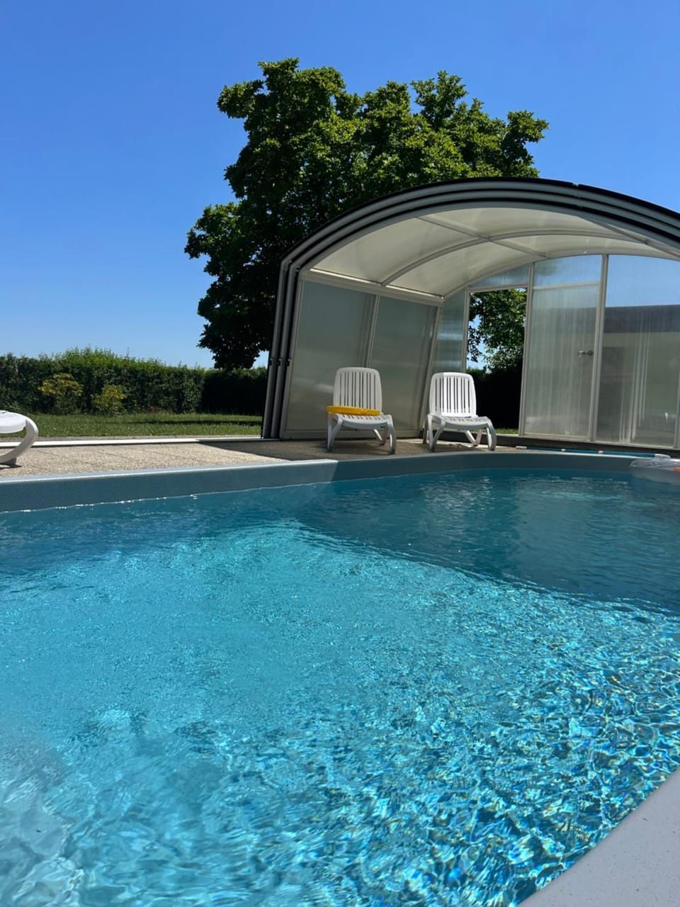 Day, Pool view, Swimming pool, sunbed