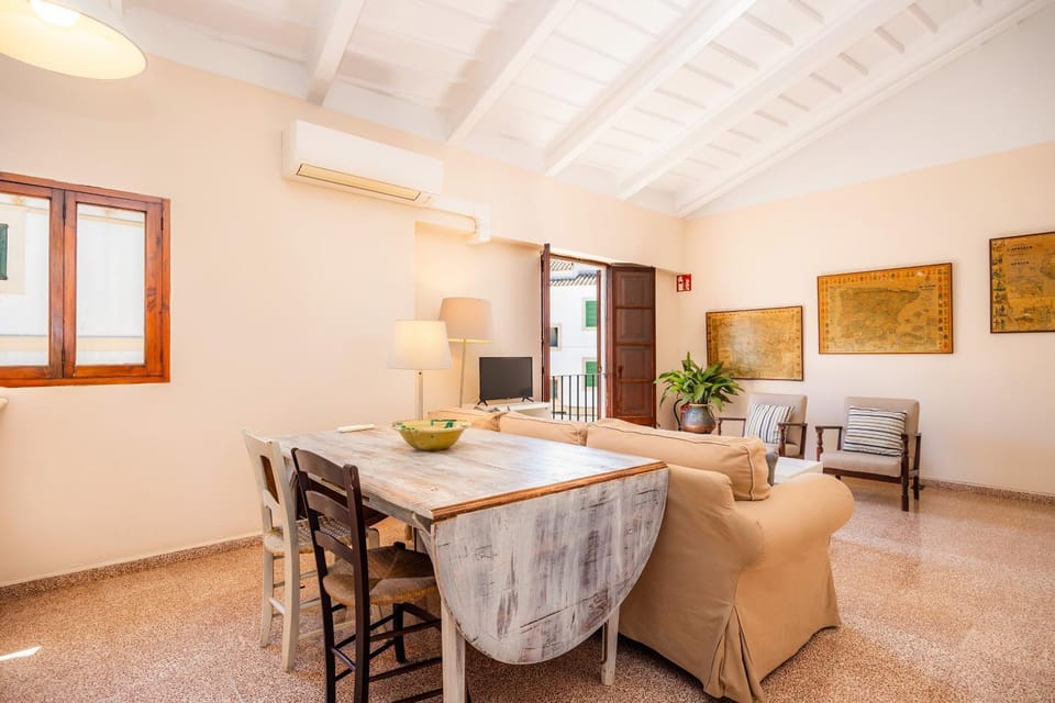 Property building, Living room