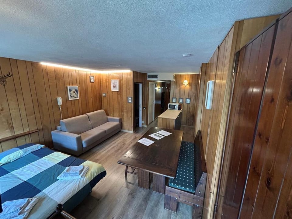 Rododendro Ski-in Ski-out CIR 0491 Apartment in Breuil-Cervinia