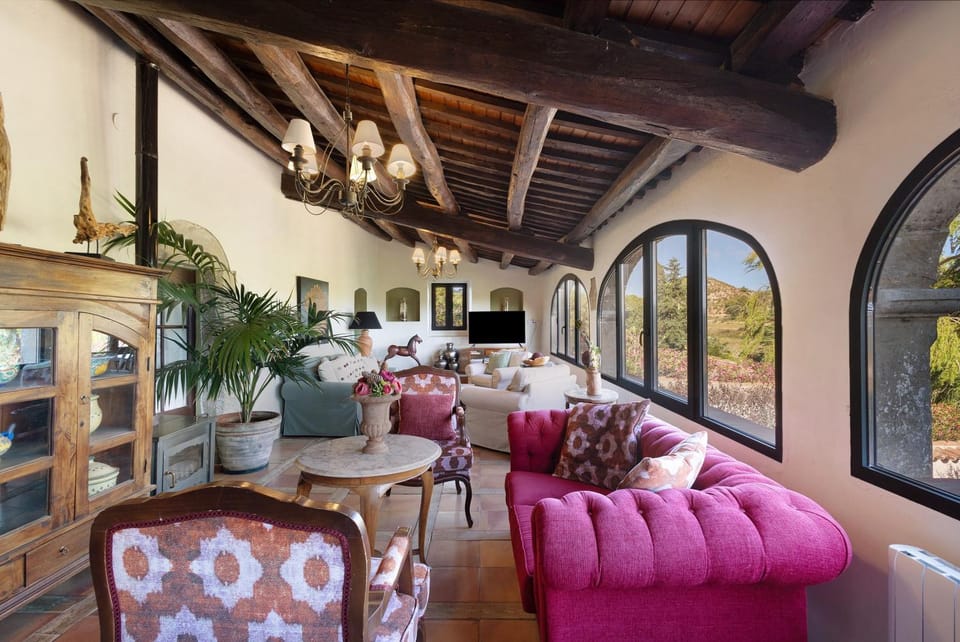 Property building, Living room