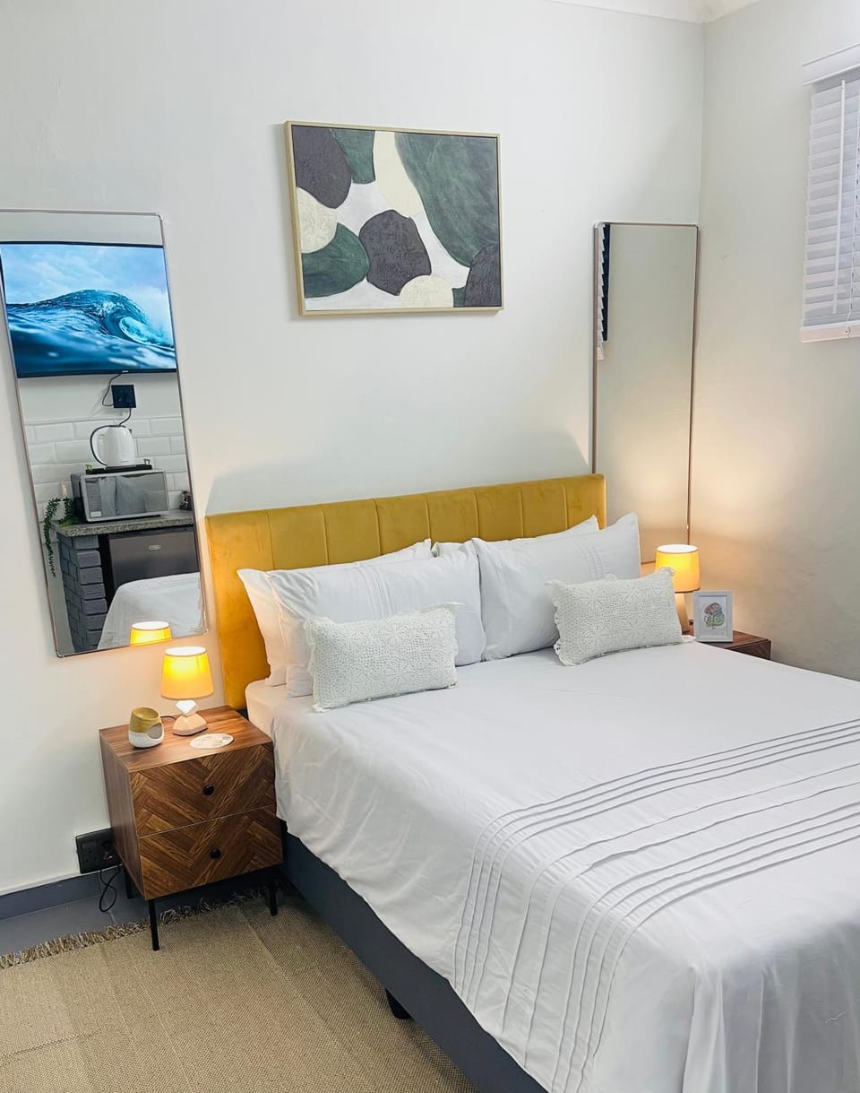 Private Cosy Cottage on Pelican Apartment in Durban