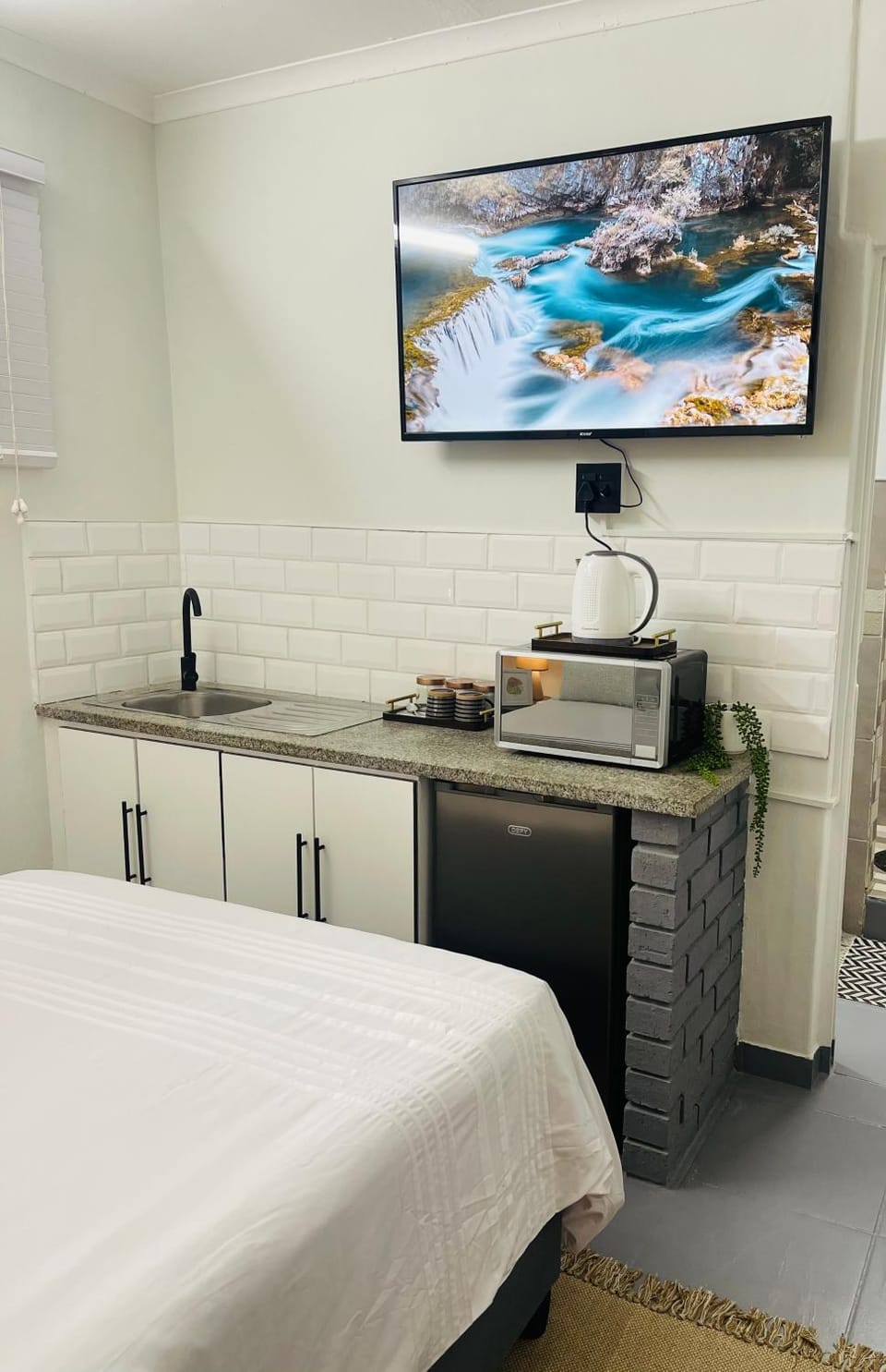 Private Cosy Cottage on Pelican Apartment in Durban