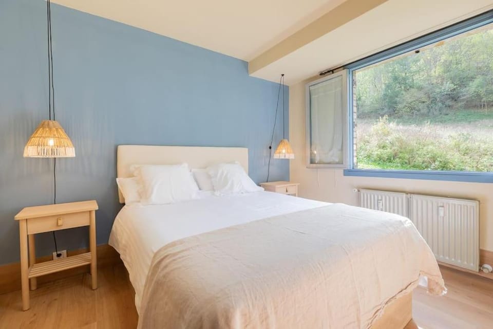 Bed, View (from property/room), Bedroom
