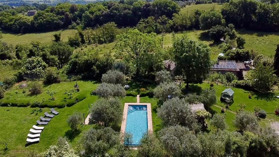 Dimora di Campagna La Cervaiola Bed and Breakfast in Umbria