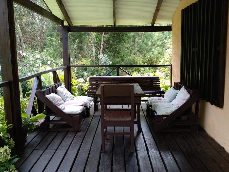 Patio, Living room