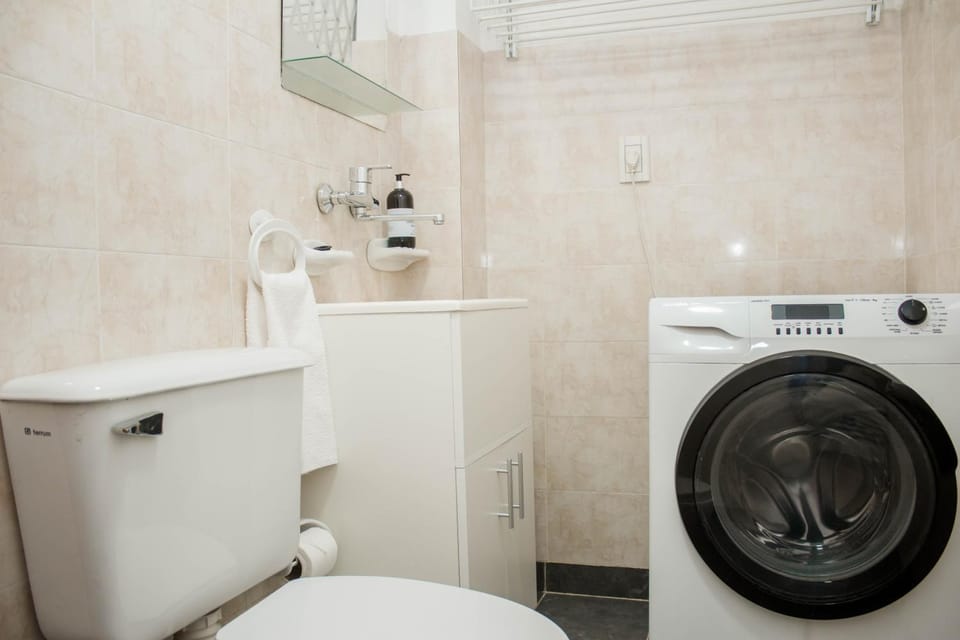 Toilet, Bathroom, washing machine