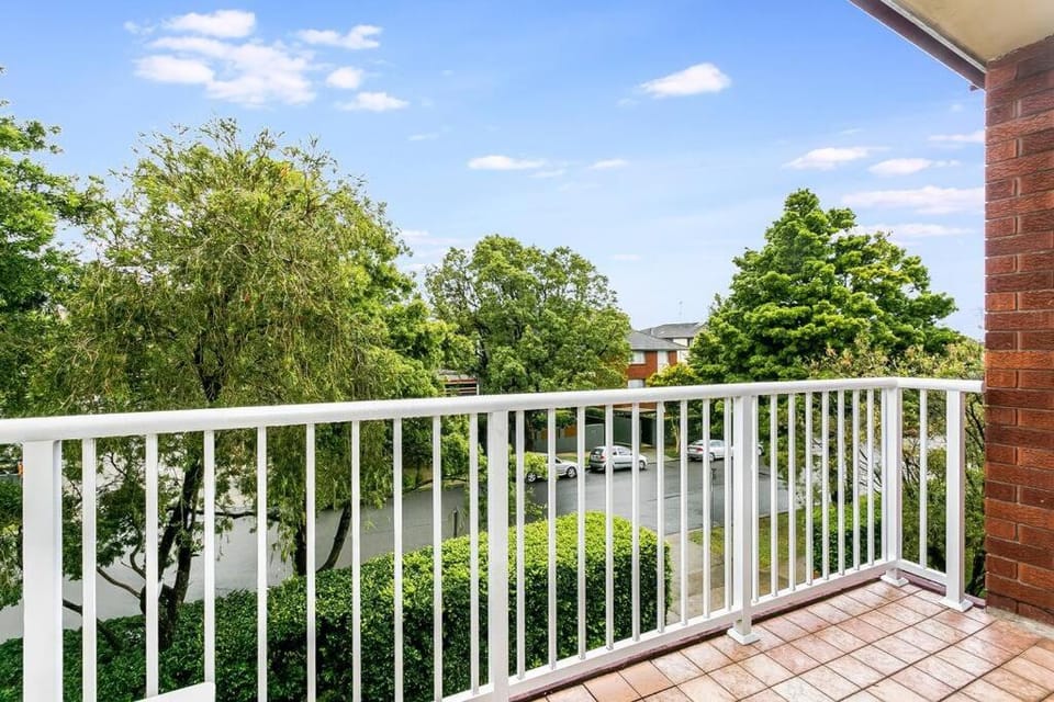 Leafy 2 bedroom Apartment in Mosman - PUNC Apartment in Sydney