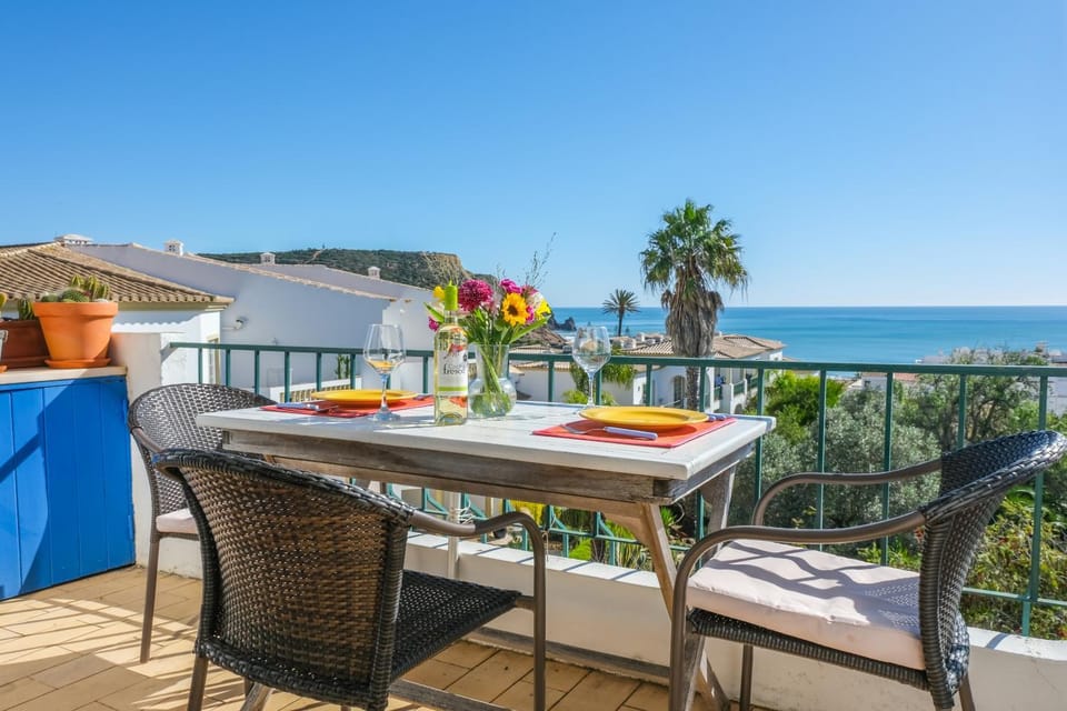 Casa dos Zefiros Apartment in Luz