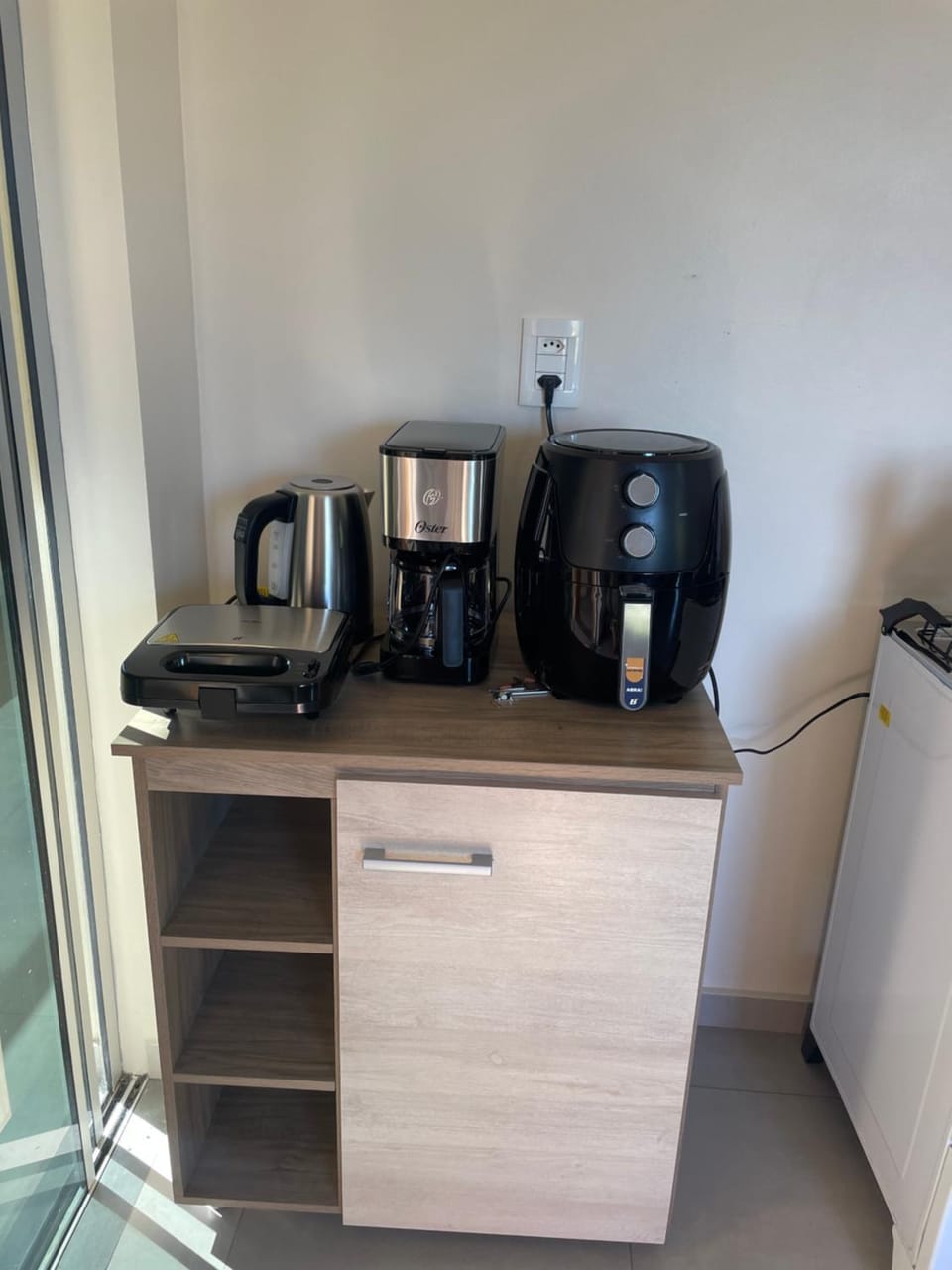 Coffee/tea facilities, toaster