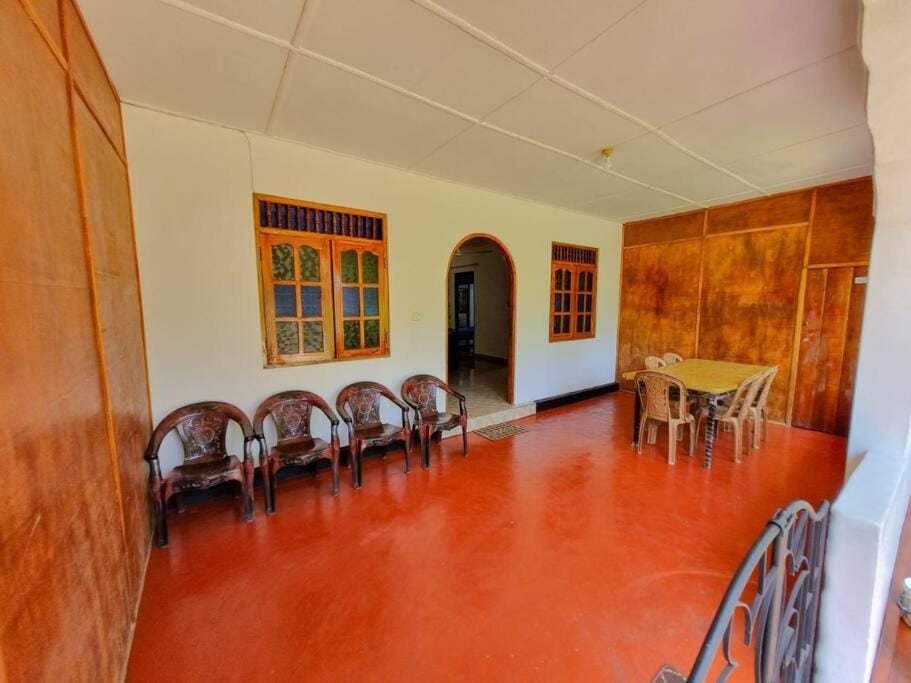 Rainbow Villa Nilaveli Villa in Sri Lanka