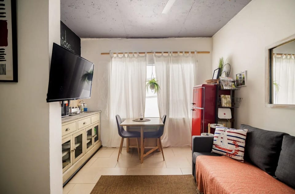 TV and multimedia, Living room, oven