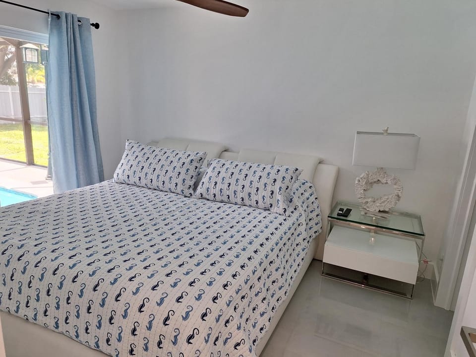 Paradise Cape Vacation House in Cape Coral