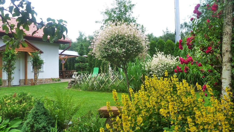 Property building, Spring, Garden