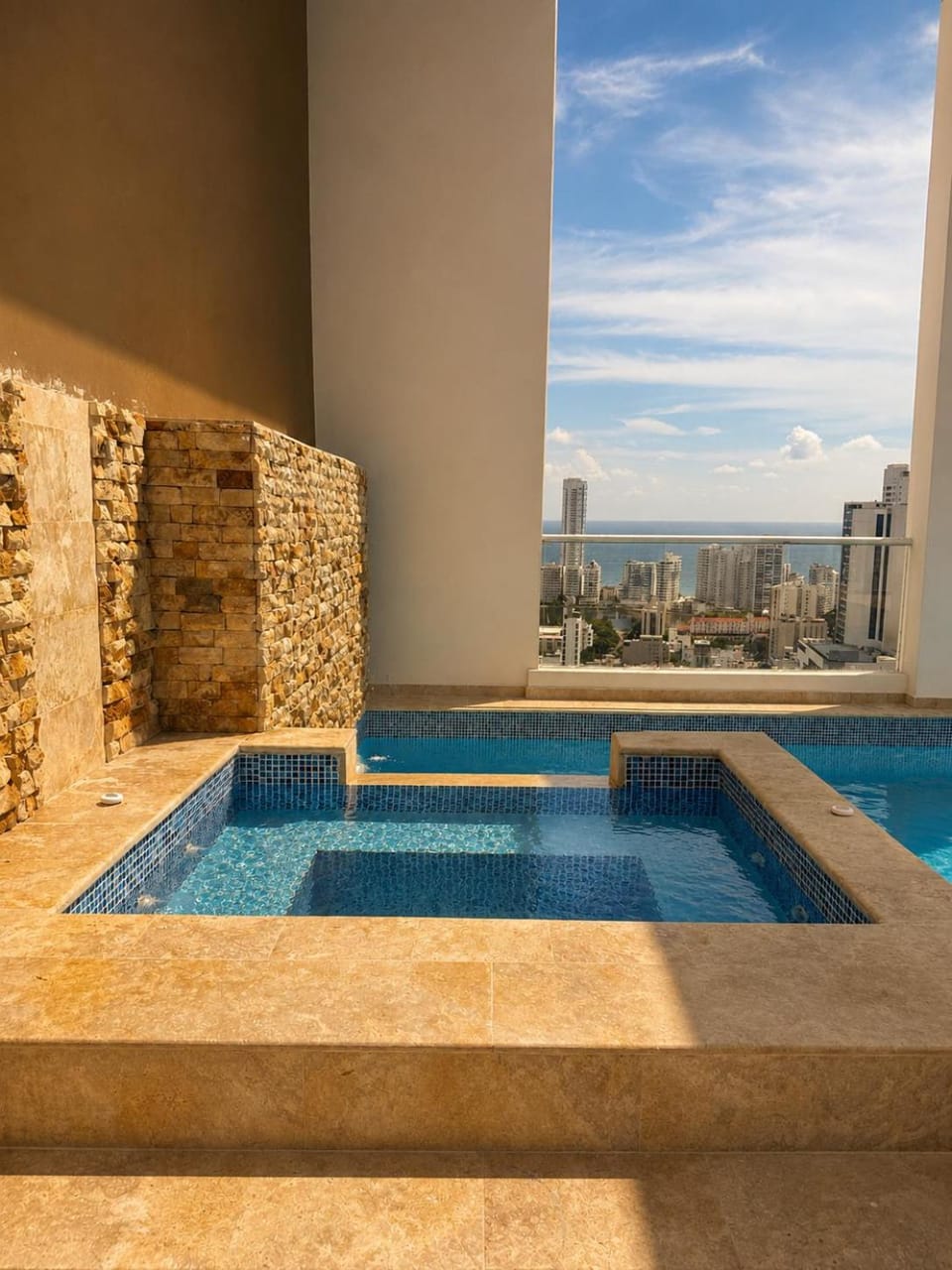 Hot Tub, Balcony/Terrace, City view, Sea view, Swimming pool