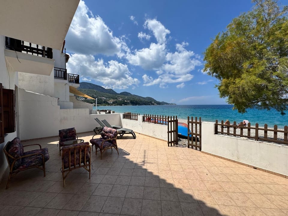 Natural landscape, Balcony/Terrace, Beach, Sea view