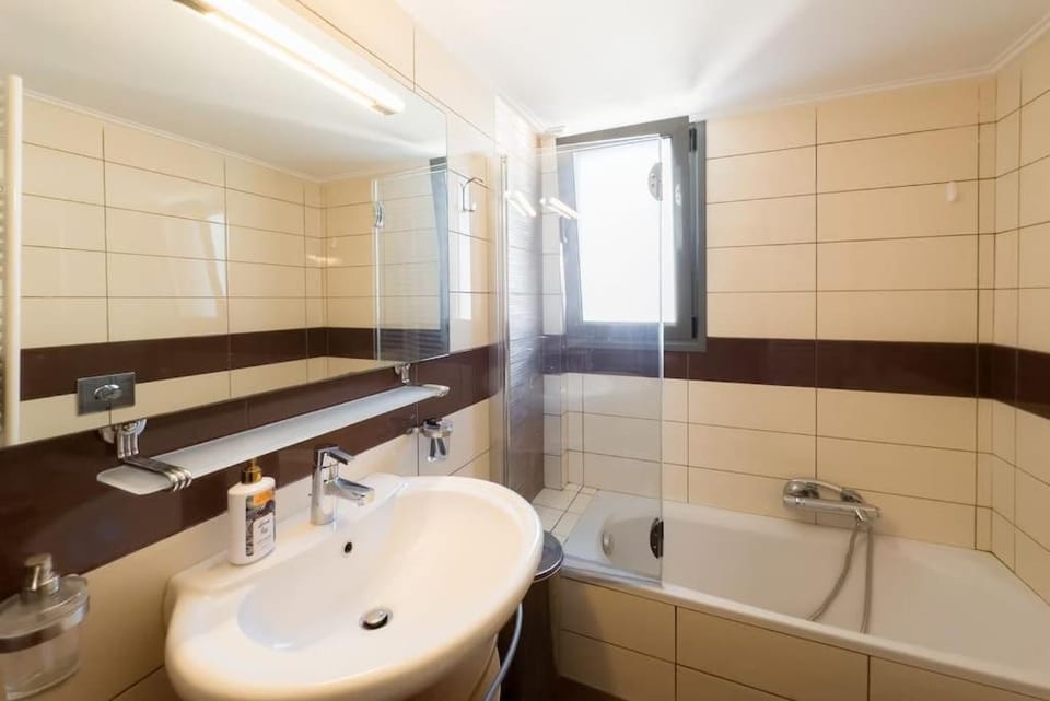 Luxury Holiday Home near the Sea House in East Attica Regional Unit, Greece
