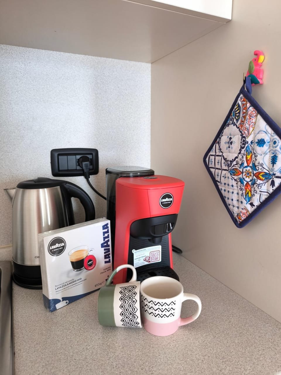 Coffee/tea facilities, Kitchen or kitchenette