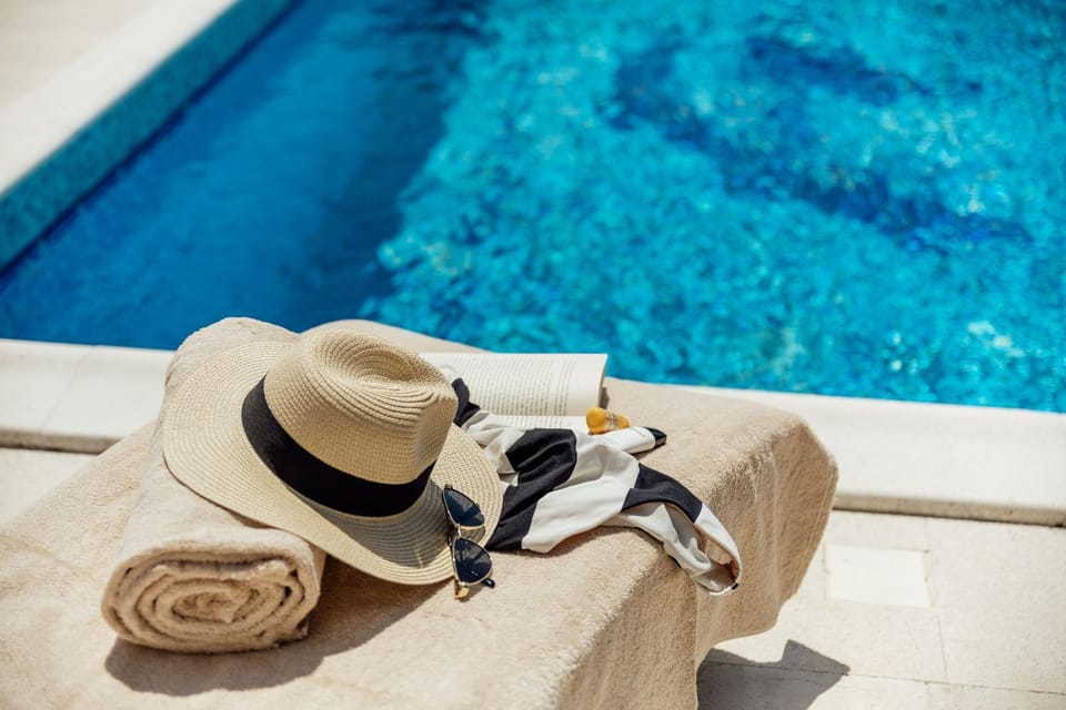 Pool view, Swimming pool, Swimming pool