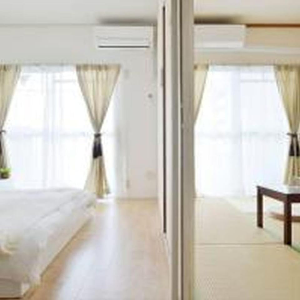City Heights Shinosaka 703 シティハイツ新大阪 703 Apartment in Osaka