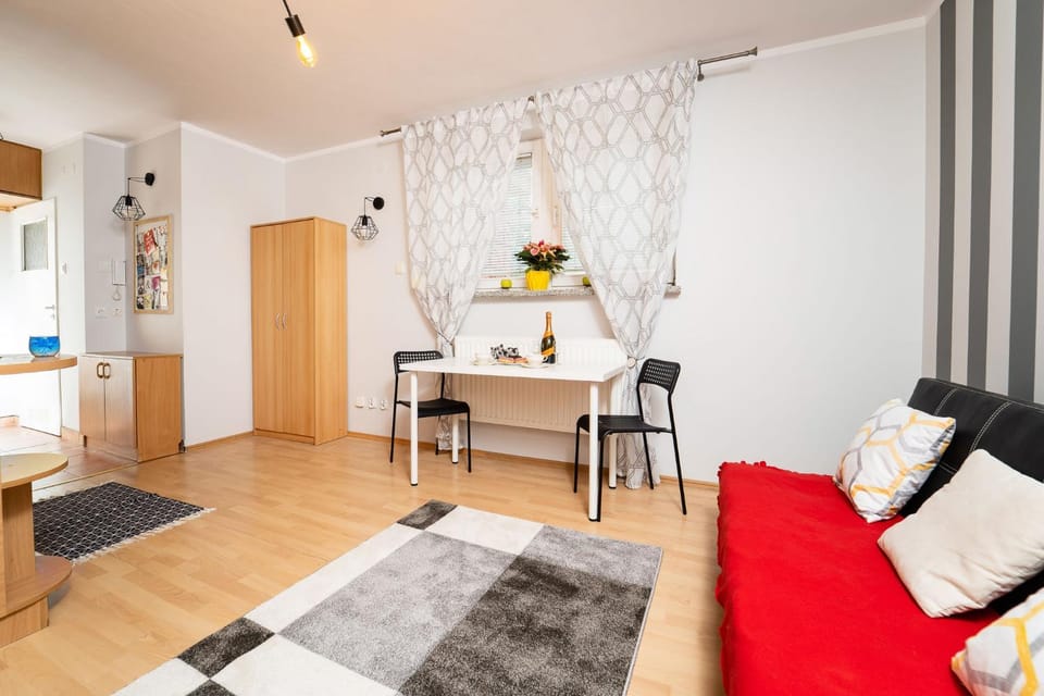 Apartament Kortowo z prywatnym wejściem i parkingiem Apartment in Poland