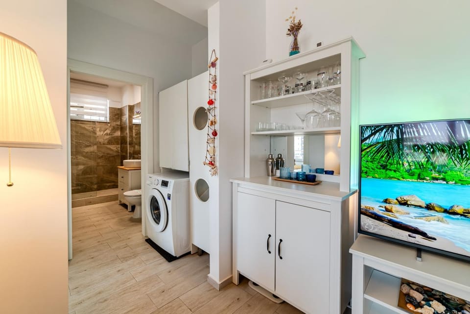 TV and multimedia, minibar, washing machine