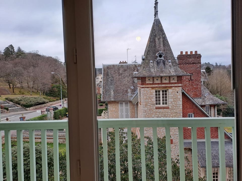 T2 LA SOURCE 500m de Thermes Apartment in Bagnoles de l'Orne Normandie