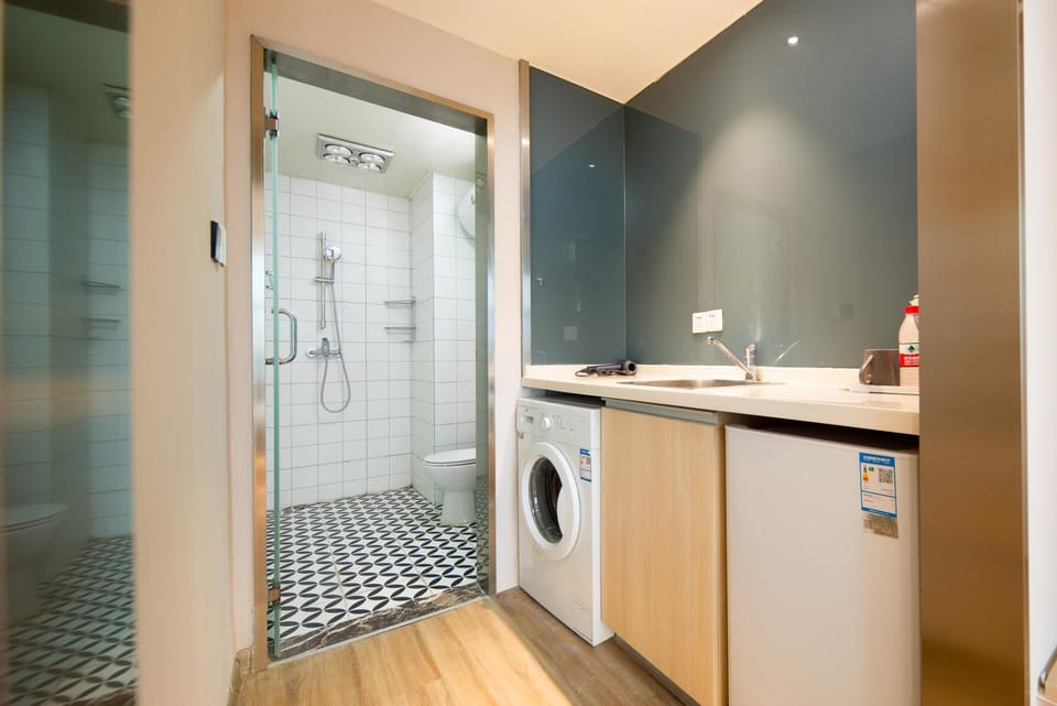 Shower, Bathroom, washing machine