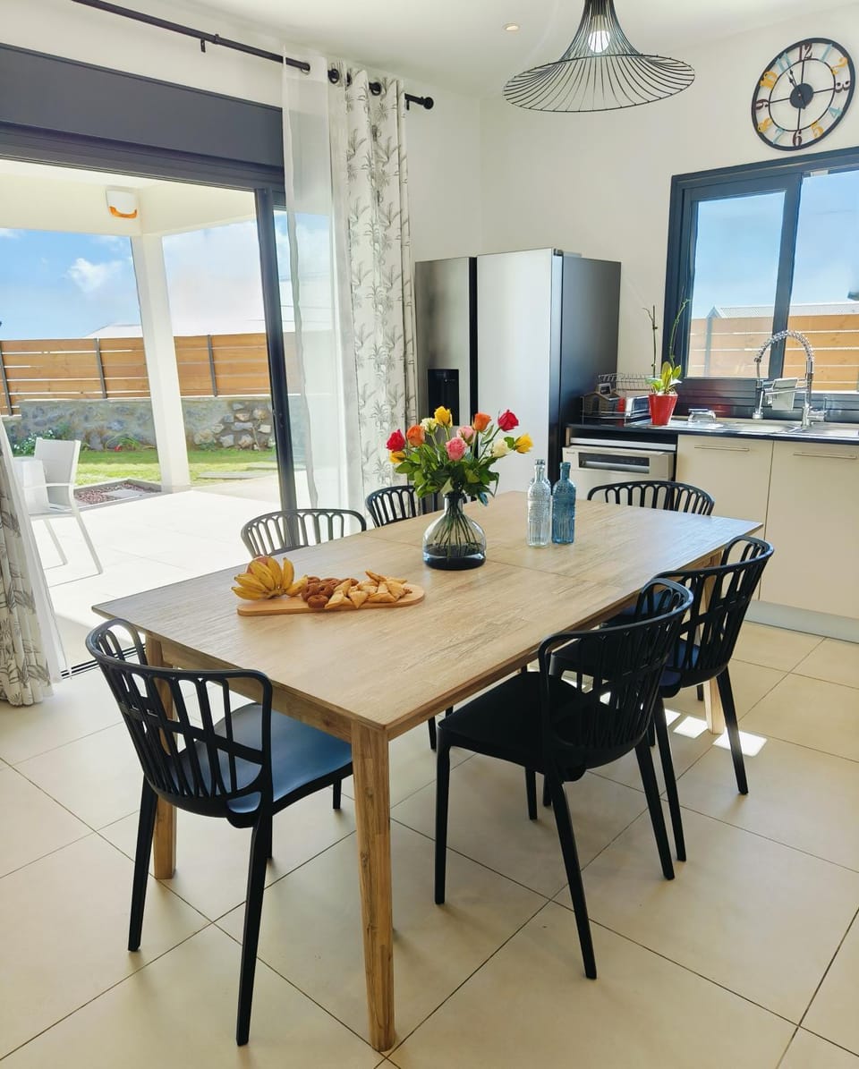 View (from property/room), Dining area