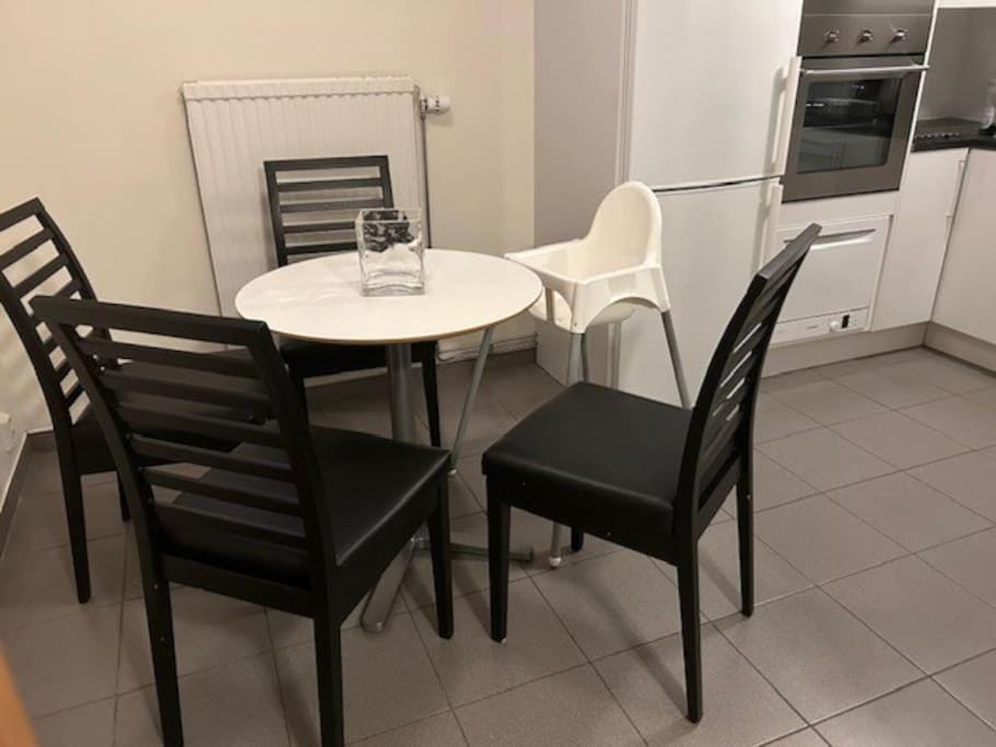 Lägenhet på landet nära stan Apartment in Gothenburg