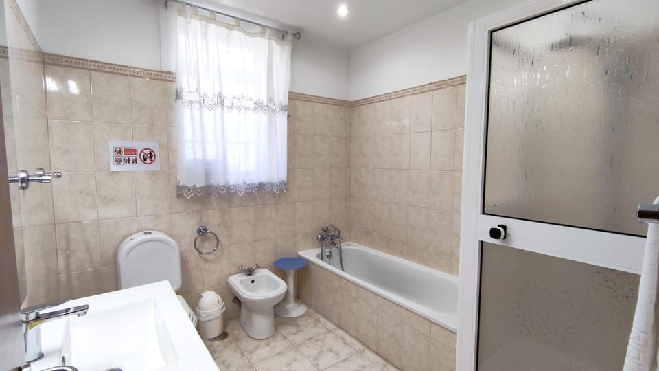 Shower, Bathroom, Bath