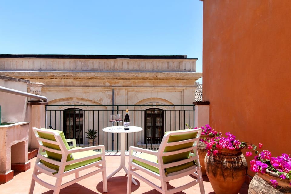 View (from property/room), Balcony/Terrace, Balcony/Terrace, City view