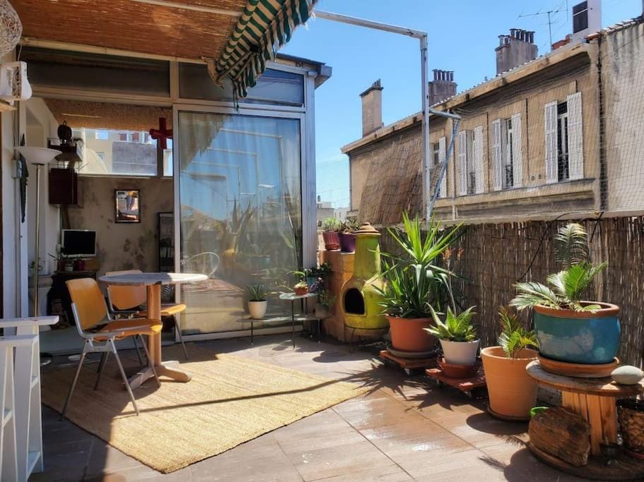 Charmant T3 avec grande terrasse Apartment in Marseille