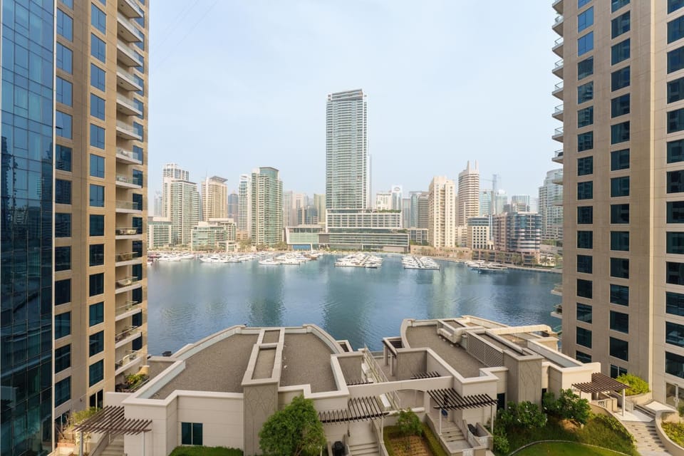 Property building, Day, City view