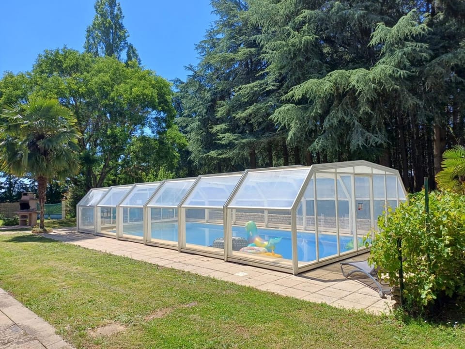 Garden, Swimming pool