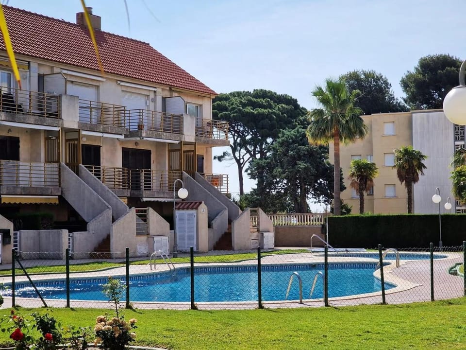 Garden, Swimming pool