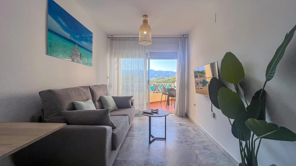 OleHolidays Costabella 2 junto al mar Apartment in Marbella