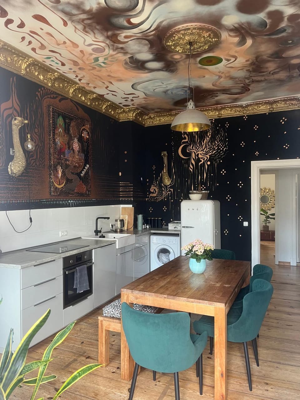 Kitchen or kitchenette, Dining area, dishwasher, oven, stove, toaster