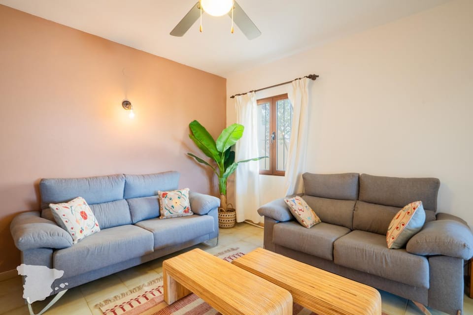 Communal lounge/ TV room, Living room