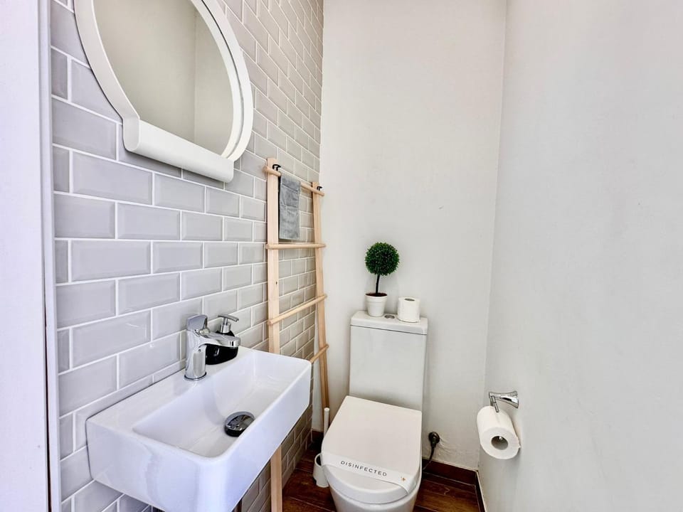 Charming retreat off the sea front Apartment in Sliema
