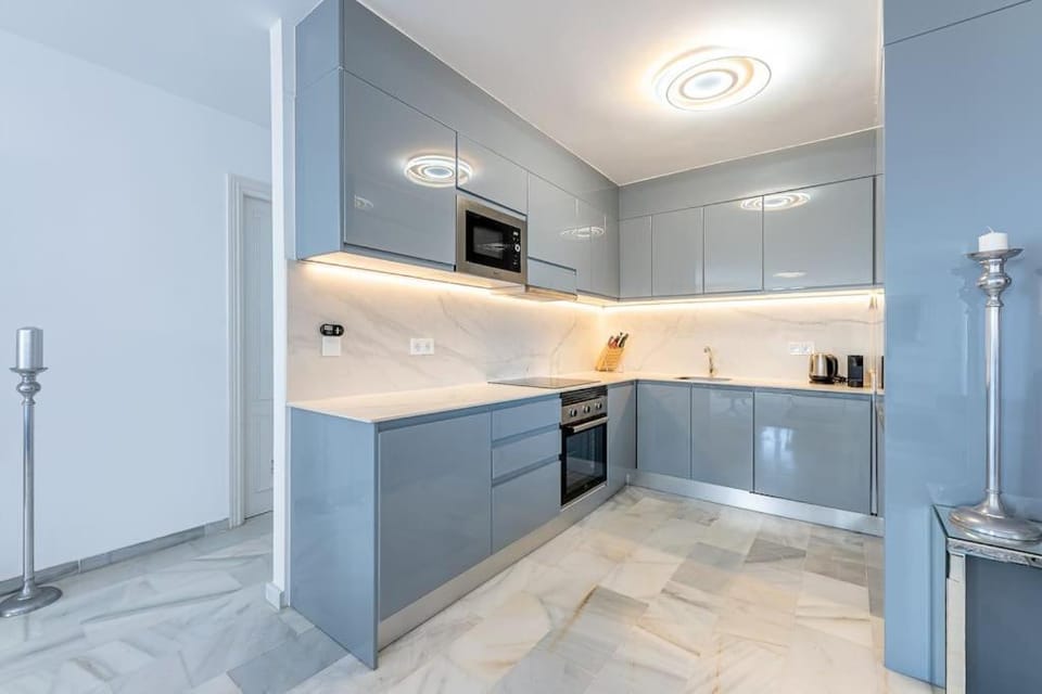 Modern 3 bedroom in Puerto Banus with sea views Apartment in Marbella