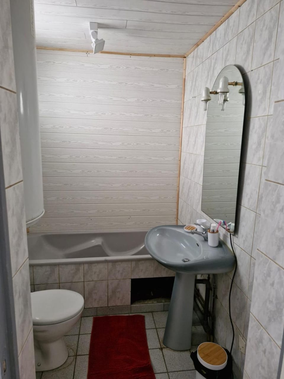 Shower, Toilet, Bathroom
