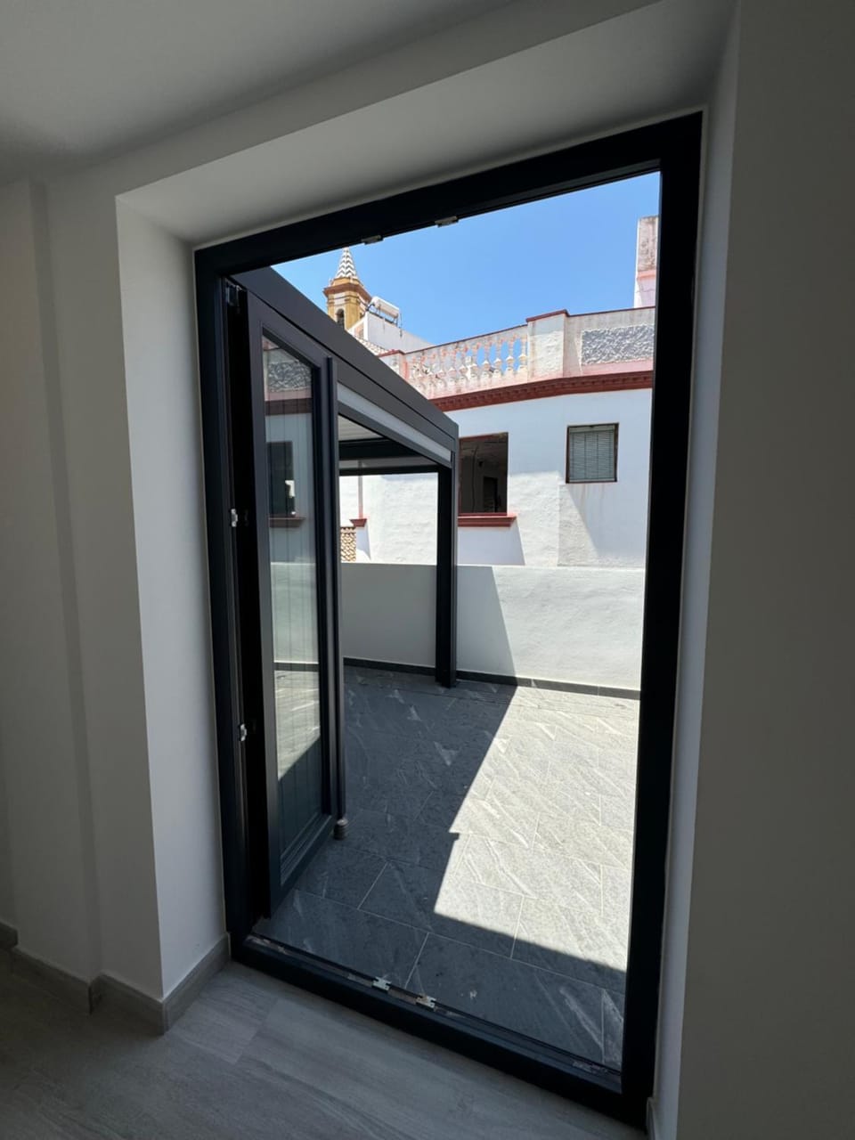 Property building, Day, View (from property/room), Balcony/Terrace