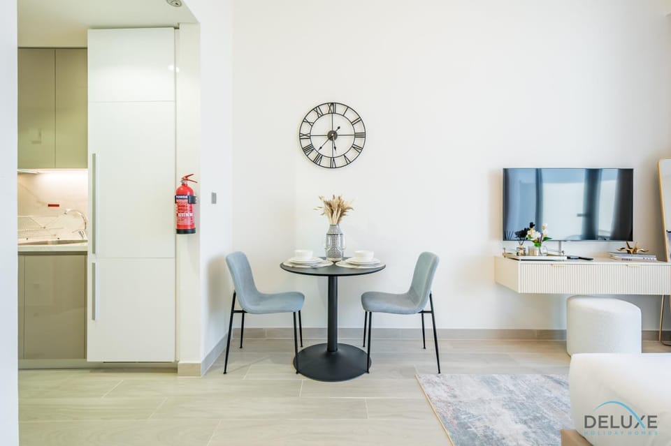 TV and multimedia, Dining area