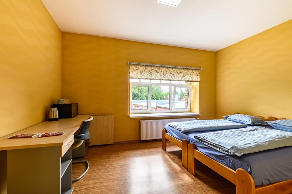 Bed, Coffee/tea facilities, Photo of the whole room, microwave
