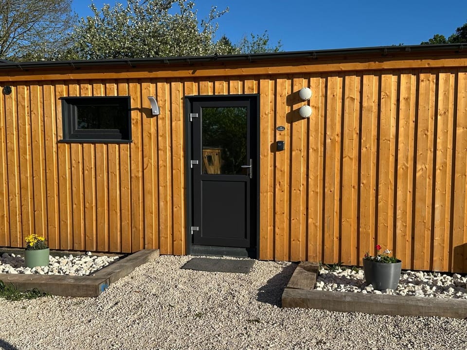 Les Chalets du Pialou Campground/ 
RV Resort in Nouvelle-Aquitaine
