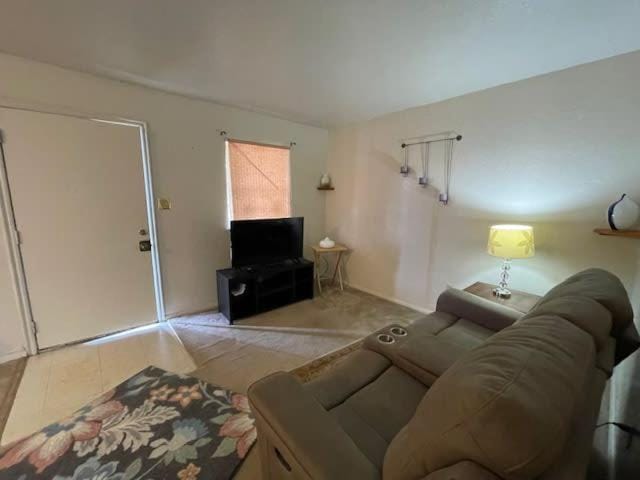 One BR Comfort Awaits Near Ft Sill Apartment in Lawton